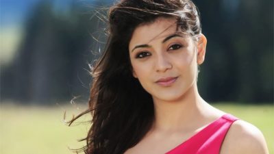 কাজলের কোমরের দাগ ছড়িয়ে পড়ছে সর্বত্র
