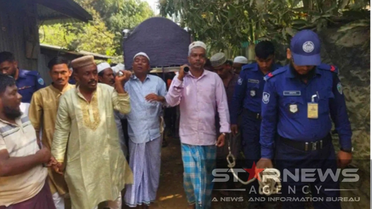 হাতকড়া পরা অবস্থায় মায়ের জানাজায় দুই ভাই, দুজনই আওয়ামী লীগ নেতা