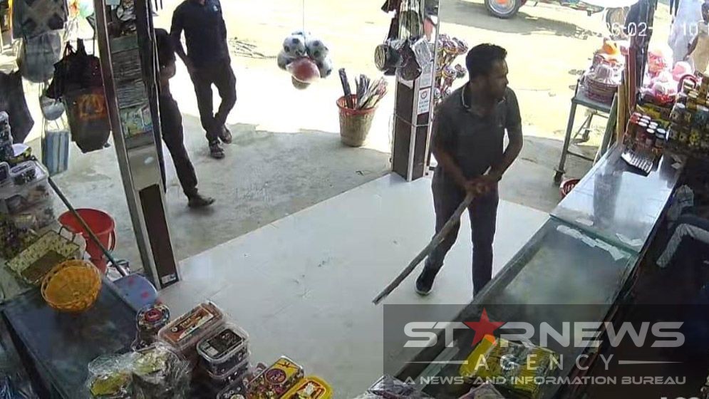 কুয়াকাটায় দোকানে হামলা, স্বেচ্ছাসেবক দলের বহিষ্কৃত নেতা গ্রেফতার