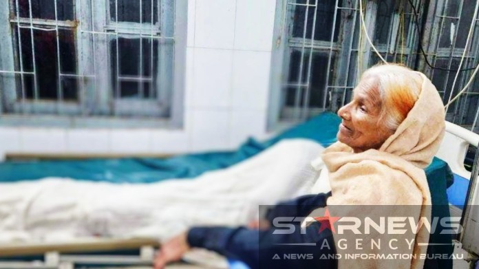 সম্পত্তির লোভে বাবাকে পিটিয়ে হত্যা করলেন দুই ছেলে! লাশের পাশে বৃদ্ধা মা