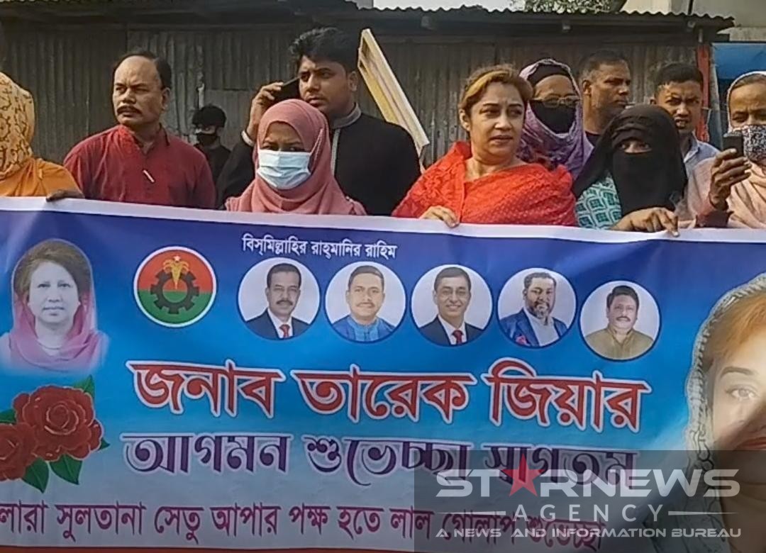 গাজীপুরে প্রধানমন্ত্রীর আকস্মিক যাত্রাবিরতি, নববর্ষে জনসমুদ্রের উচ্ছ্বাসে উষ্ণ অভ্যর্থনা