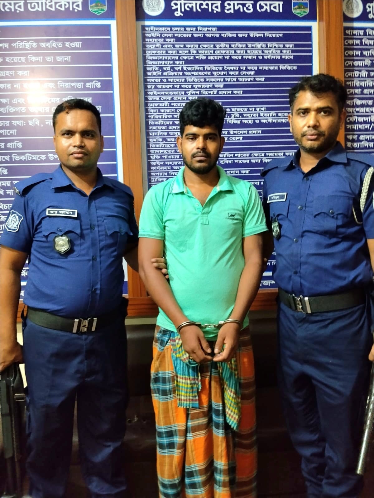 লালপুরে মাদক সেবনকালে যুবক আটক; ১ মাসের কারাদণ্ড