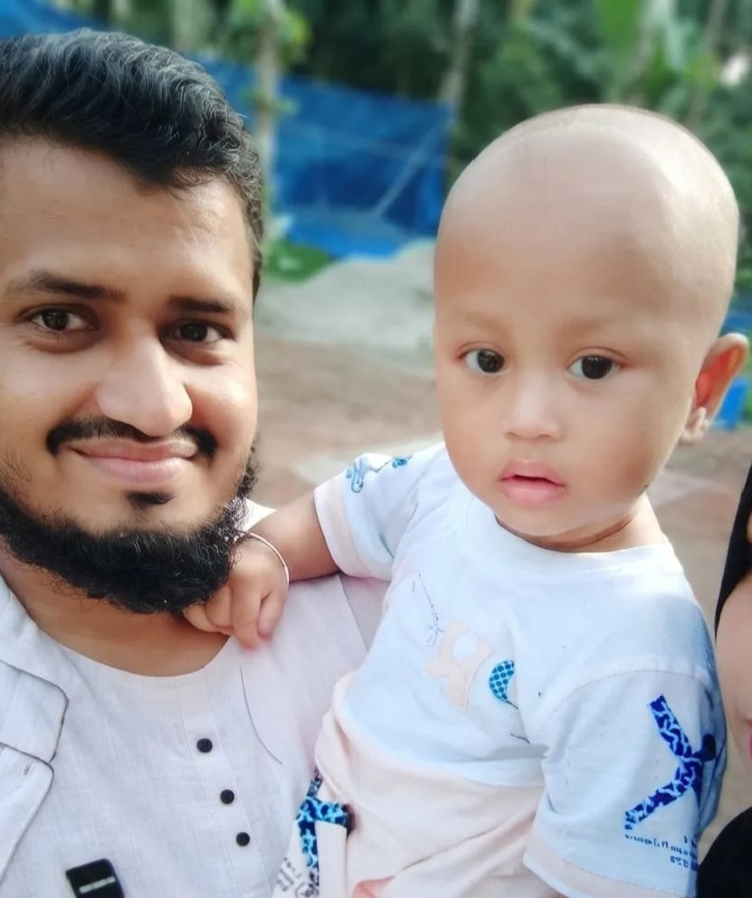 চুল কাটানোর কথা বলে ২ বছরের শিশুকে নিয়ে উধাও স্বামী, বাগমারা থানায় মায়ের অভিযোগ
