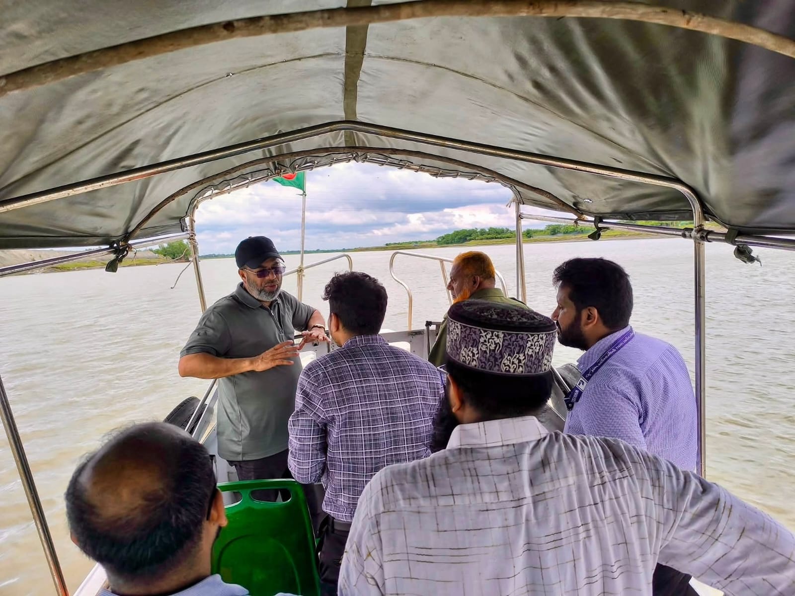 আন্তর্জাতিক নৌ চ্যানেলের রামপাল অংশে পাইলিং বাঁধ নির্মাণের উদ্যোগ নেওয়া হবে: পরিবেশ ও জলবায়ু প্রতিমন্ত্রী
