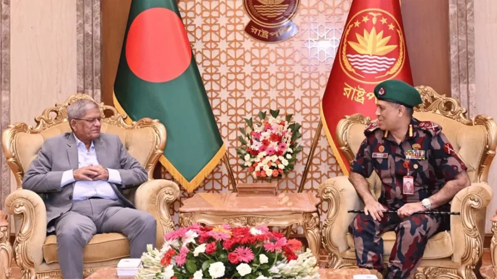 সীমান্তে চোরাচালান ও সীমান্ত হত্যা বন্ধে বিজিবিকে কঠোর পদক্ষেপের আহ্বান